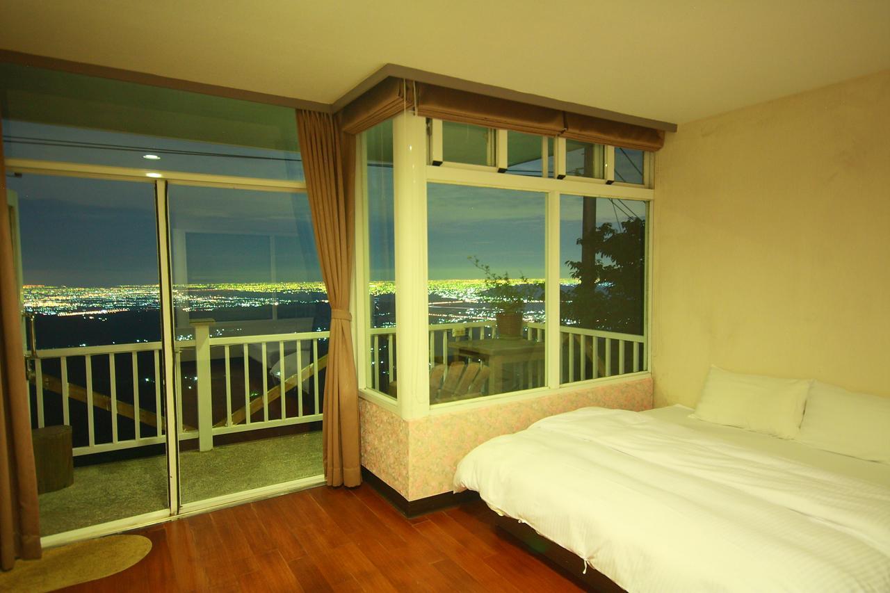Sky Lounge B&B Zhushan Exterior photo