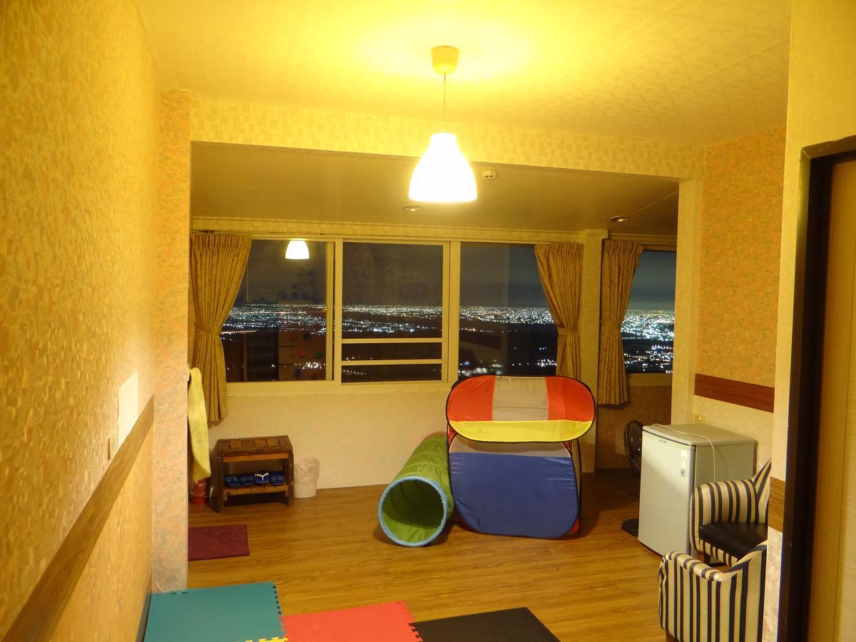 Sky Lounge B&B Zhushan Exterior photo